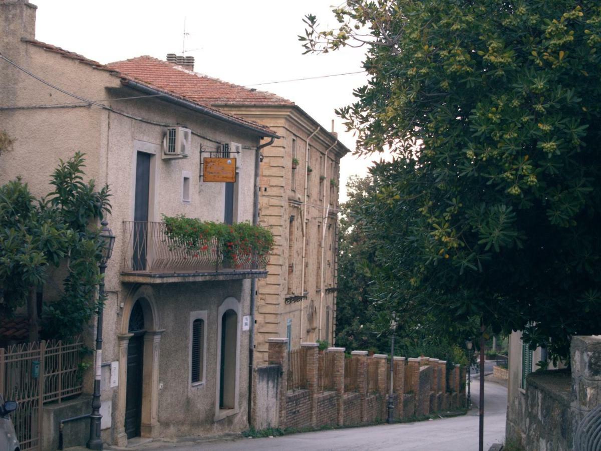 B&B Mamma Elena Rovito Exterior photo